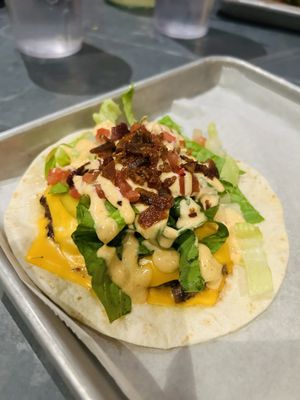 Willy Taco - Feed & Seed by null