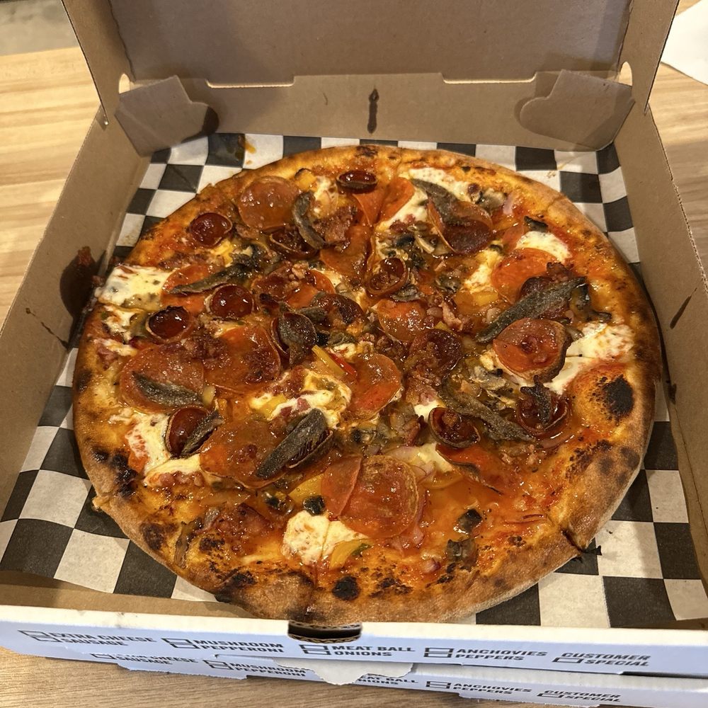 Custom Pizza with Unlimited toppings
