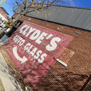 HiFi Clyde's Chattanooga - New American Near Me - Chattanooga, Tennessee HiFi Clyde's Chattanooga - New American Near Me - Chattanooga, Tennessee
