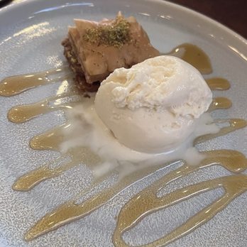 Amoura Restaurant - Baklava n icecream - Mediterranean Near Me - South San Francisco, California