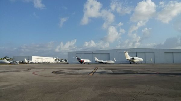 Miami-Opa Locka Executive Airport by null
