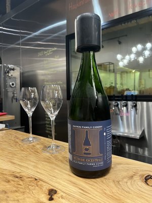 Haykin Family Cider by null