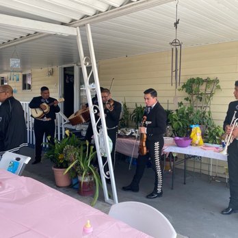 Mariachi1000Amores - Musicians Near Me