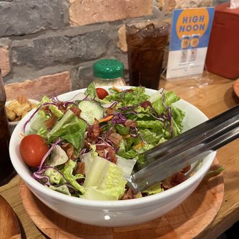 Oceanside Pizza - House Salad - Pizza Near Me - Indialantic, Florida Oceanside Pizza - House Salad - Pizza Near Me - Indialantic, Florida