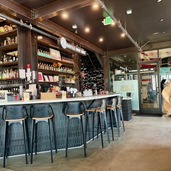 Broken Spirits Distillery - Bar - Distilleries Near Me - Long Beach, California