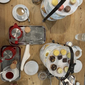 Kramers - Afternoon Tea - Bookstores Near Me - Washington, DC, District of Columbia