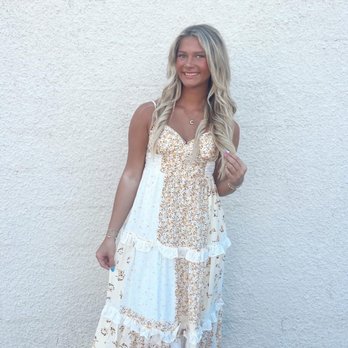 Thrive Boutique - Size Small - Women's Clothing Near Me - Smithville, Tennessee Thrive Boutique - Size Small - Women's Clothing Near Me - Smithville, Tennessee