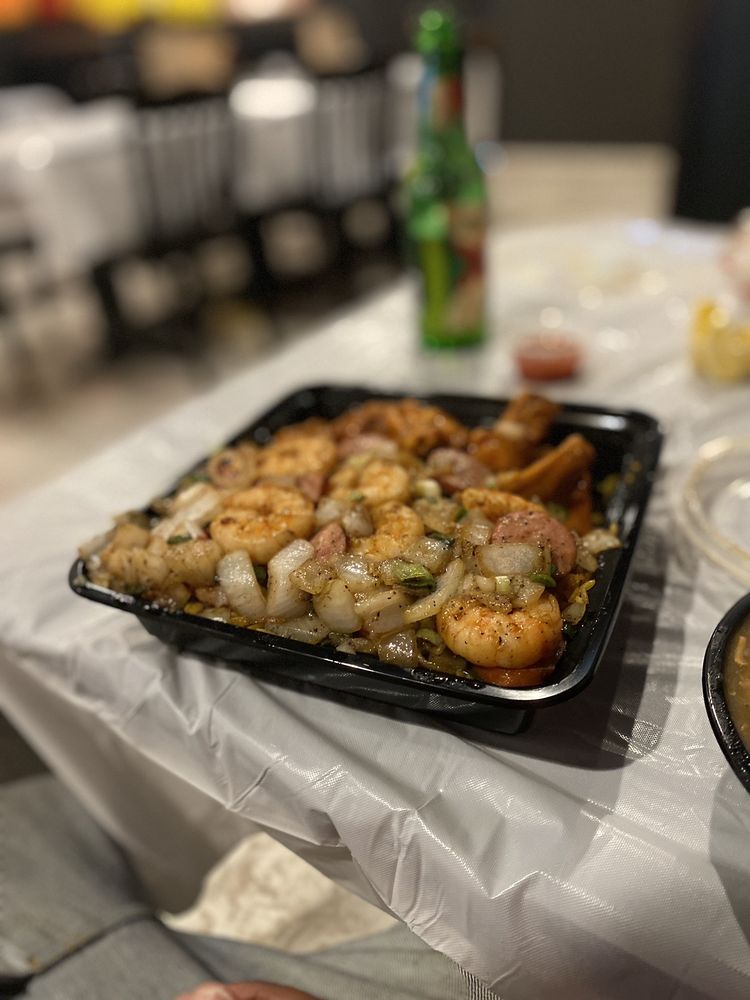 CP SEAFOOD & DAQUIRI BAR Updated October 2024 98 Photos & 39