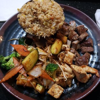 Ye's Ichiban - Dinner Hibachi (steak and chicken). Comes with soup, salad, chicken friend rice, grilled shrimp, steak, chicken, and veggies! DELICIOUS! - Japanese Near Me - Houston, Texas