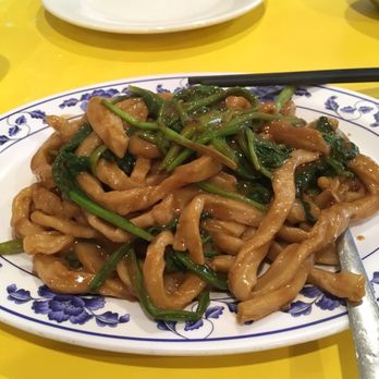 Shan Dong - Sesame Noodles. Stunning noodles with fantastic sauce. Worth the effort of the trip. - Chinese Near Me - Oakland, California Shan Dong - Sesame Noodles. Stunning noodles with fantastic sauce. Worth the effort of the trip. - Chinese Near Me - Oakland, California