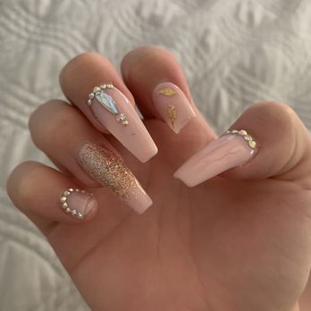 Divas Nails - Broken nails after two days!! They still charge to fix it!!! - Nail Salons Near Me - Northridge, California Divas Nails - Broken nails after two days!! They still charge to fix it!!! - Nail Salons Near Me - Northridge, California