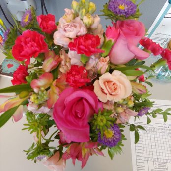 The Flower Lady - Jumping For Joy - Standard - Florists Near Me - Seattle, Washington