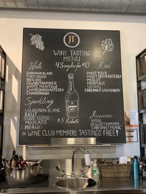 Zoom Leisure Bikes: Bicycle, E-bike Rentals and Wine Tours in Niagara by null