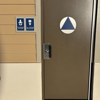 Allan Witt Park - Bathroom outside - Parks Near Me - Fairfield, California