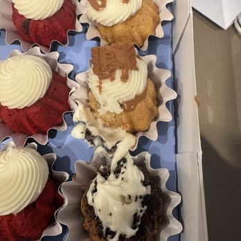Nothing Bundt Cakes - Two Biscoff not even looking good and not as described in their website and menu!!! - Bakeries Near Me - Monrovia, California Nothing Bundt Cakes - Two Biscoff not even looking good and not as described in their website and menu!!! - Bakeries Near Me - Monrovia, California