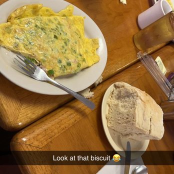 Harriette's Restaurant - Western omelette - Breakfast & Brunch Near Me - Key Largo, Florida