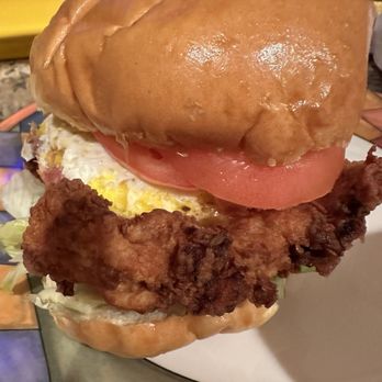 Bird On The Run - Lil Chunky's Deluxe - Chicken Shop Near Me - Pittsburgh, Pennsylvania