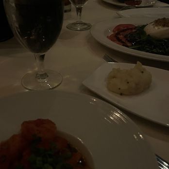 Halls Chophouse - Steakhouses Near Me - Charleston, South Carolina