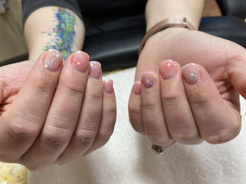 GOLDEN NAILS CLOSED Updated June 2024 853 Queen St, Southington, Connecticut Nail Salons