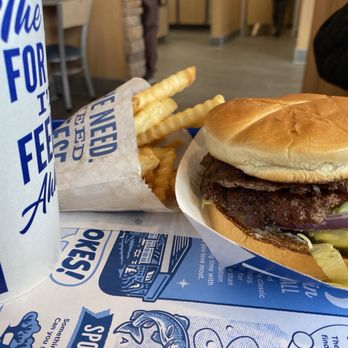 Culver's - Burgers Near Me - Woodstock, Illinois