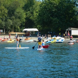 Issaquah Paddle Sports - Great beach to learn to paddle board and kayak.