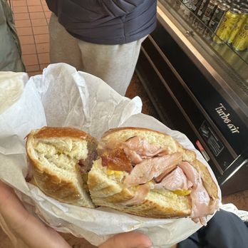 Mahogany Smoked Meats - Hog Heaven - Meat Shops Near Me - Bishop, California