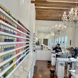 Golden File Nails & Spa - Uptown