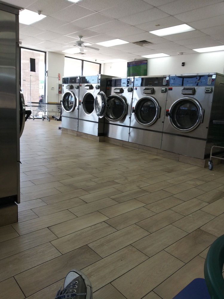 SUPREME LAUNDROMAT Updated August 2024 8119 N Loop Dr, El Paso