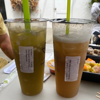 Vita Cane - 50/50 (left) and strawberry peach blast (right) - 24oz - Juice Bars & Smoothies Near Me - Rosemead, California Vita Cane - 50/50 (left) and strawberry peach blast (right) - 24oz - Juice Bars & Smoothies Near Me - Rosemead, California