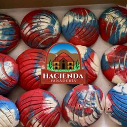 Panaderia Hacienda - Spiderman themed conchas