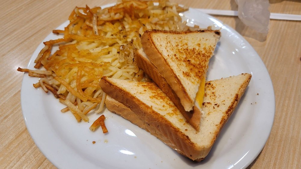 HUDDLE HOUSE Updated August 2024 10 Reviews 3101 Mountain Cove