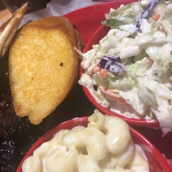 Bandanas Bar-B-Q - Barbeque Near Me - Paducah, Kentucky