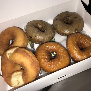 Daylight Donuts - Vanilla & blueberry cake donuts, pumpkin spice seasonal donut. - Donuts Near Me - Johnson City, Tennessee