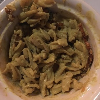 Hugo's - The Vegan Mac & Cheese tastes as bad as it looks. - Breakfast & Brunch Near Me - Studio City, California Hugo's - The Vegan Mac & Cheese tastes as bad as it looks. - Breakfast & Brunch Near Me - Studio City, California