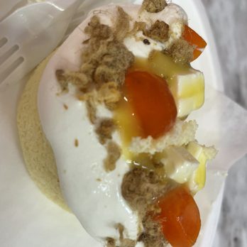 Shen Tea - Salted Egg Yolk Cake. Yummy - Bubble Tea Near Me - Winter Park, Florida