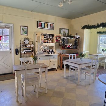Mom's Pie House - The merch - Bakeries Near Me - Julian, California