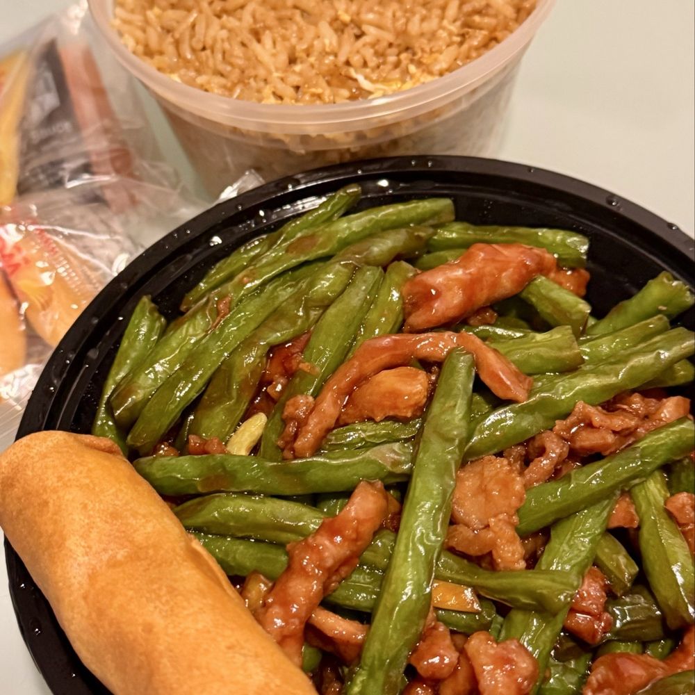 Tang Pavilion - Chicken with String Beans - Shanghainese Near Me - New York, New York Tang Pavilion - Chicken with String Beans - Shanghainese Near Me - New York, New York