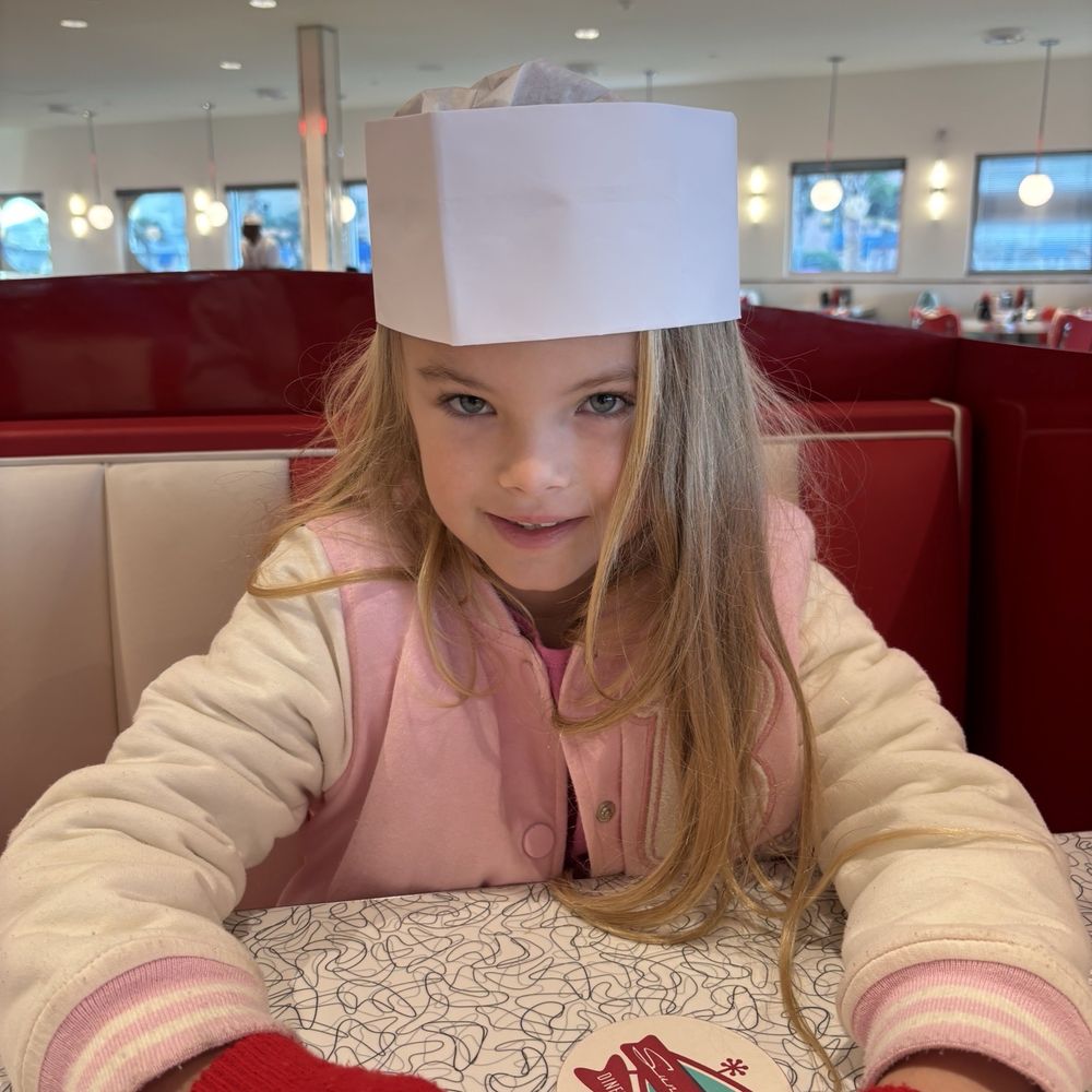 Sunliner Diner - Big Smile! - Diners Near Me - Orange Beach, Alabama Sunliner Diner - Big Smile! - Diners Near Me - Orange Beach, Alabama