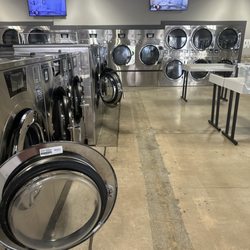 The Wash House - This place is great. Stays clean. Plenty of machines.