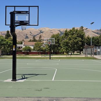 Peter D Gill Memorial Park - Basketball Court - Parks Near Me - Milpitas, California
