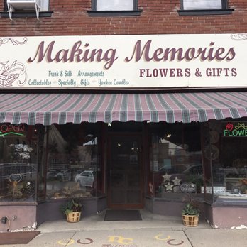 Making Memories Flowers & Gifts - Exterior shot - Florists Near Me - Bloomfield, Iowa Making Memories Flowers & Gifts - Exterior shot - Florists Near Me - Bloomfield, Iowa