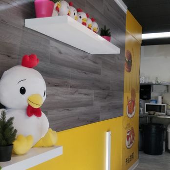 Chirpyhut Fried Chicken - Inside - Chicken Shop Near Me - Vancouver, British Columbia Chirpyhut Fried Chicken - Inside - Chicken Shop Near Me - Vancouver, British Columbia