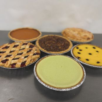Cakeshine - Custom Cakes Near Me - Lorton , Virginia