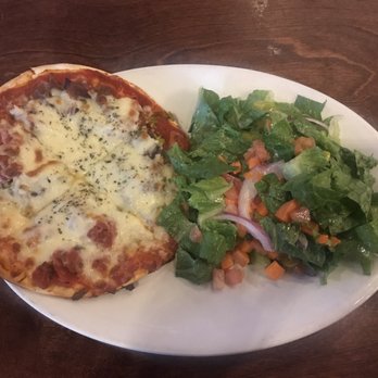 Flo & Santos - Pizza Near Me - Chicago, Illinois Flo & Santos - Pizza Near Me - Chicago, Illinois
