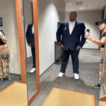 DXL - Michael Kors suit in big guy size. - Shoe Stores Near Me - Culver City, California DXL - Michael Kors suit in big guy size. - Shoe Stores Near Me - Culver City, California