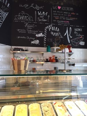 Bizziice ice cream parlor Organic Gelato Sachsenhausen by null
