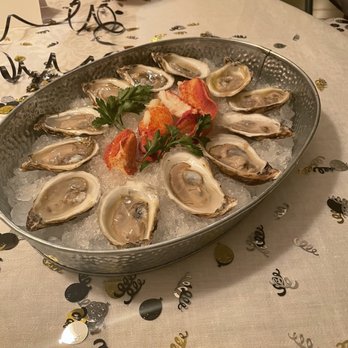 Tableside Gourmet - Oysters on the half shell - Caterers Near Me - Scottsdale, Arizona Tableside Gourmet - Oysters on the half shell - Caterers Near Me - Scottsdale, Arizona