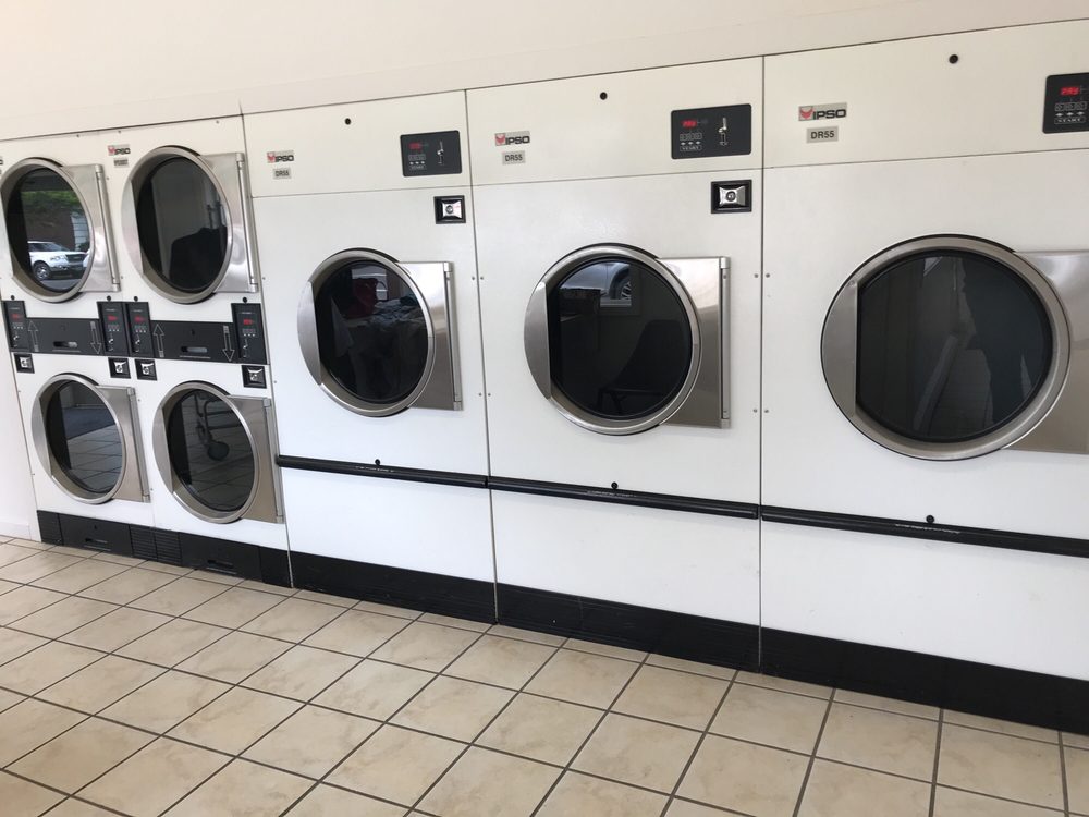 FOUR STAR COIN LAUNDRY Updated September 2024 410 Washington St SW