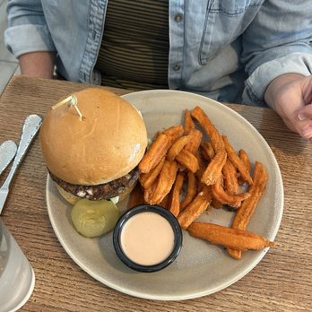 The Hub - Veggie Burger - Breakfast & Brunch Near Me - Heber City, Utah The Hub - Veggie Burger - Breakfast & Brunch Near Me - Heber City, Utah