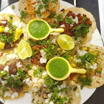 Machete Taqueria - Sampler tacos platter - New Mexican Cuisine Near Me - Redlands, California Machete Taqueria - Sampler tacos platter - New Mexican Cuisine Near Me - Redlands, California